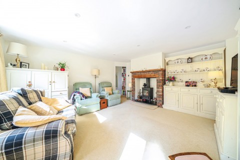 Click the photo for more details of Folly Hill, Farnham, Surrey