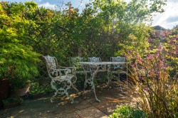 Images for Folly Hill, Farnham, Surrey