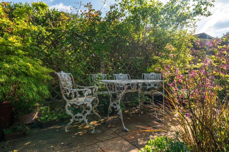 Images for Folly Hill, Farnham, Surrey