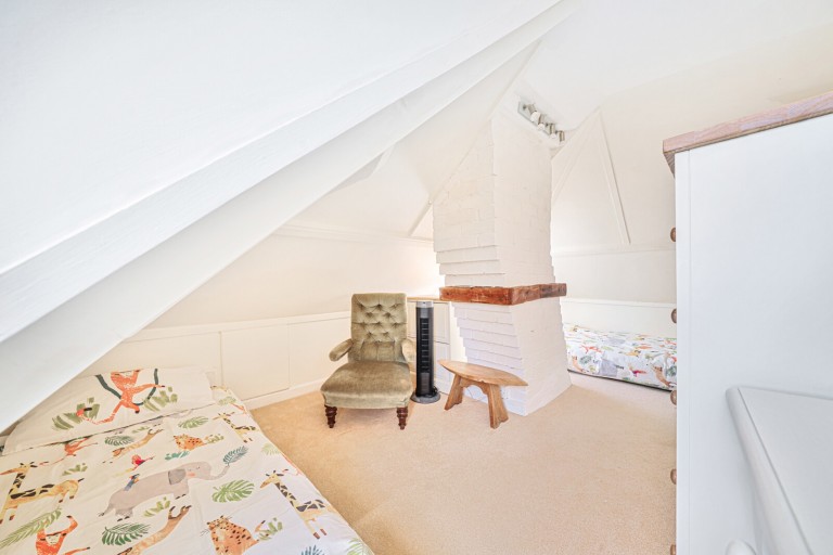 Images for Folly Hill, Farnham, Surrey