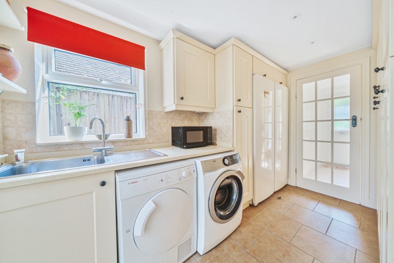 Images for Folly Hill, Farnham, Surrey