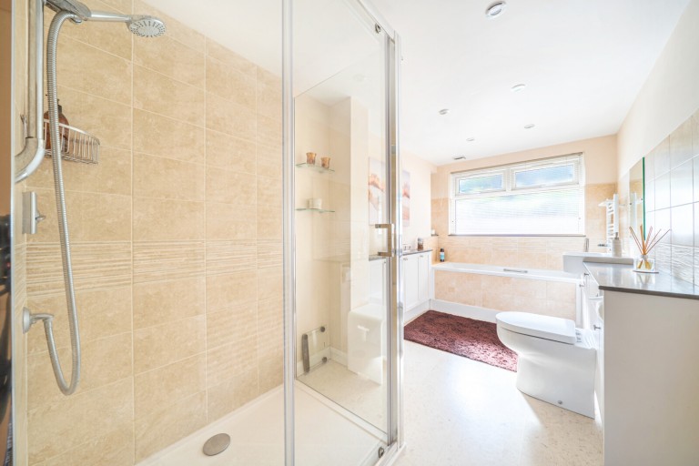 Images for Folly Hill, Farnham, Surrey