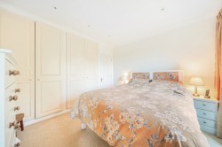 Images for Folly Hill, Farnham, Surrey