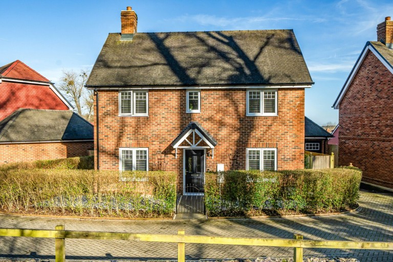 Images for Melrose Close, Farnham, Surrey