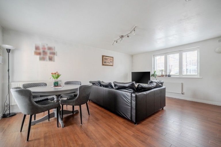 Images for Montague Mews, Farnham, Surrey