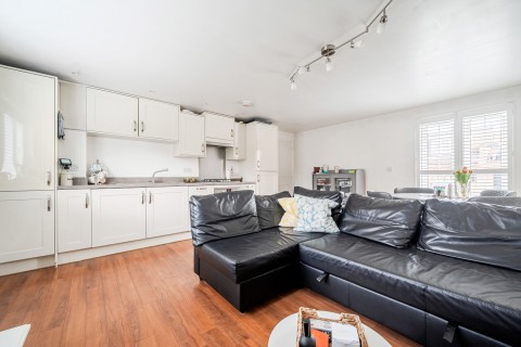 Click the photo for more details of Montague Mews, Farnham, Surrey