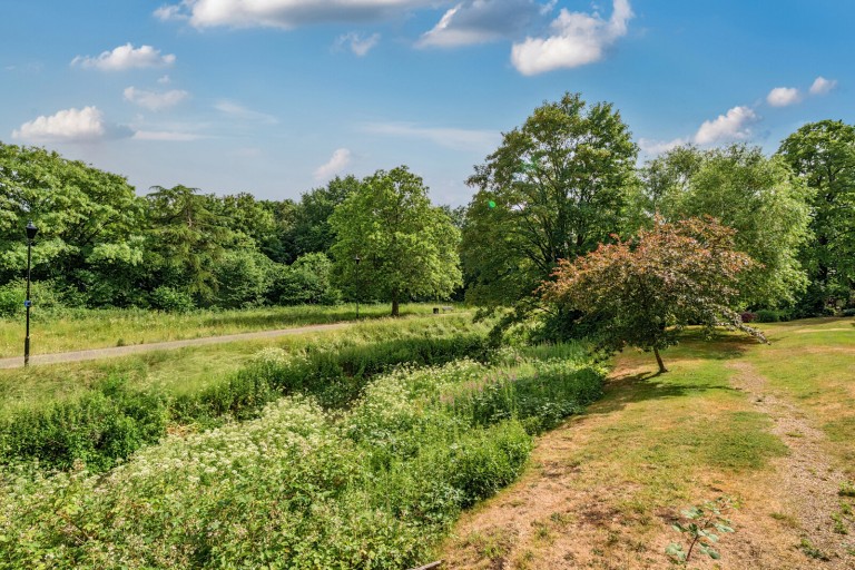 Images for South Street, Farnham, Surrey