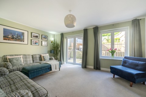 Click the photo for more details of Wrecclesham, Farnham, Surrey