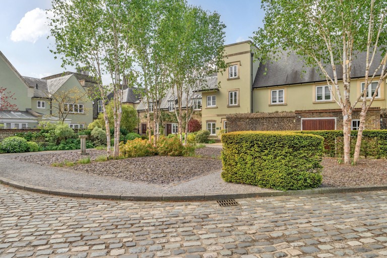 Images for Bramshott, Liphook, Hampshire