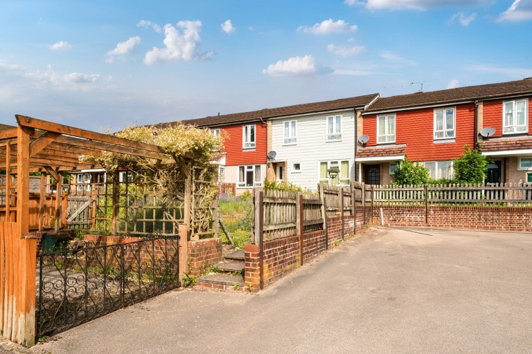 Images for The Chantrys, Farnham, Surrey