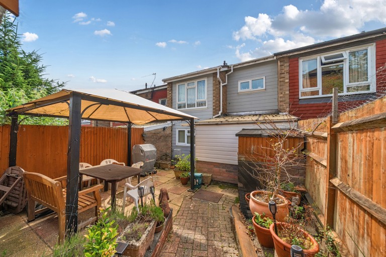 Images for The Chantrys, Farnham, Surrey