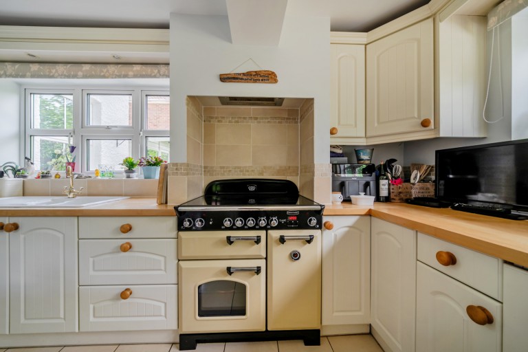 Images for Wrecclesham, Farnham, Surrey