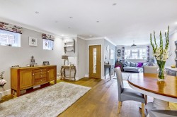 Images for Pinckards, Chiddingfold, GU8