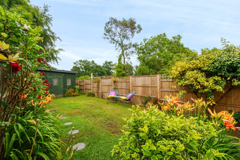 Images for Woodside Road, Chiddingfold, GU8