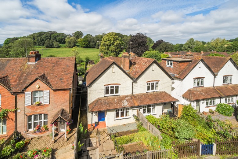 Click the photo for more details of Heath Hill Cottage, Haslemere Road, Brook, GU8