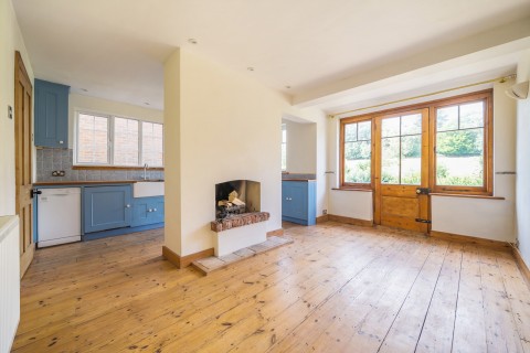Click the photo for more details of Heath Hill Cottage, Haslemere Road, Brook, GU8