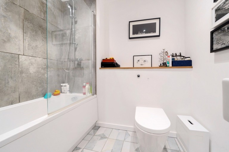 Images for Woodside Road, Chiddingfold, Surrey