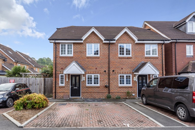 Images for Weyview Gardens, Godalming, GU7