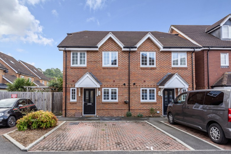 Click the photo for more details of Weyview Gardens, Godalming, GU7
