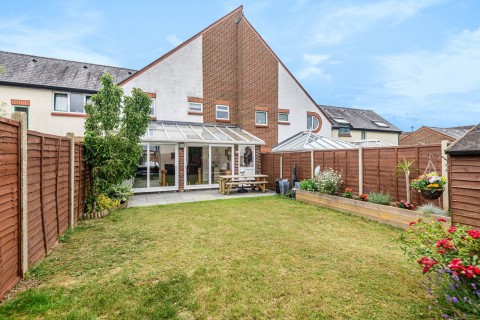 Click the photo for more details of Stonepit Close, Godalming, GU7