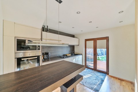 Click the photo for more details of Nursery Road, Farncombe, Godalming, Surrey