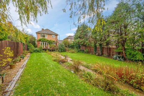 Click the photo for more details of Woodside Road, Chiddingfold, GU8