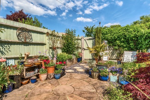 Click the photo for more details of Hare Lane, Godalming, GU7