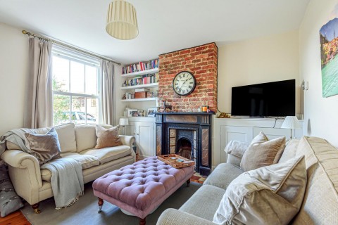 Click the photo for more details of Latimer Road, Godalming, GU7