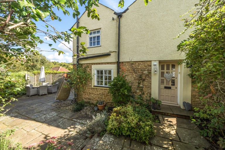 Images for The Street, Puttenham, GU3