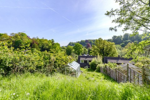 Click the photo for more details of Cliffe Rise, Godalming, GU7