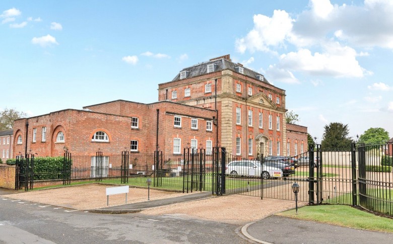 Click the photo for more details of Milford House, Portsmouth Road, Milford, GU8