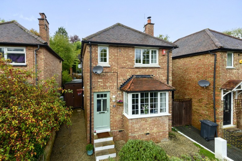Click the photo for more details of Cliffe Road, Godalming, GU7