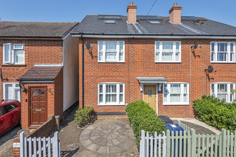 Click the photo for more details of Kings Road, Godalming, GU7