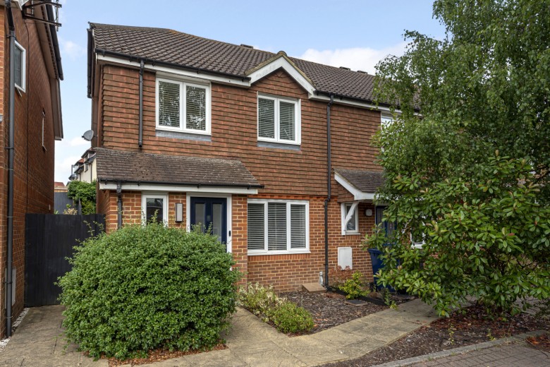 Click the photo for more details of Coopers Rise, Godalming, GU7
