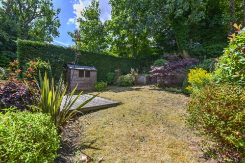 Click the photo for more details of Brighton Road, Godalming, GU7