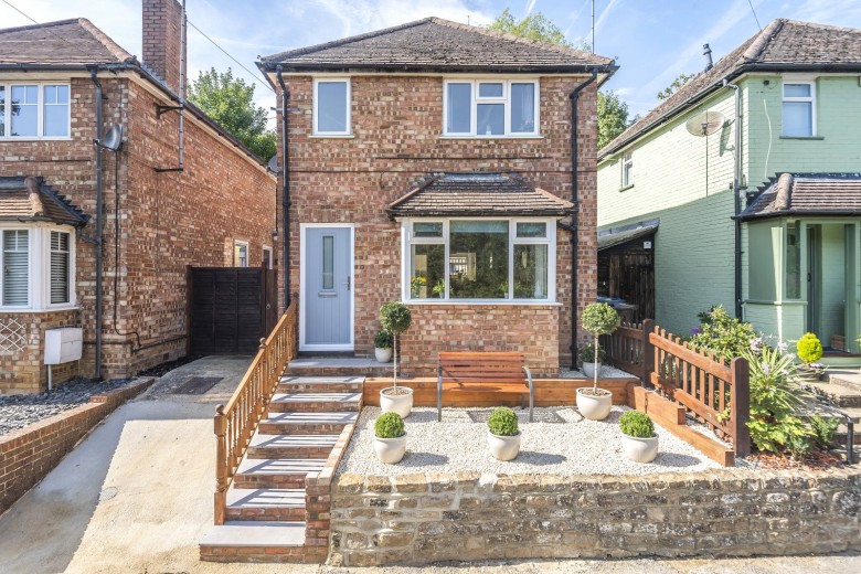 Click the photo for more details of Cliffe Road, Godalming, GU7