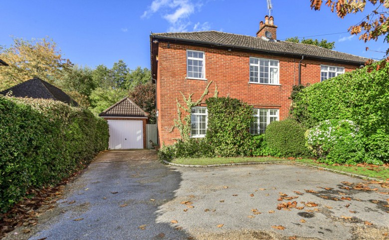 Click the photo for more details of Hurtmore Road, Hurtmore, GU7