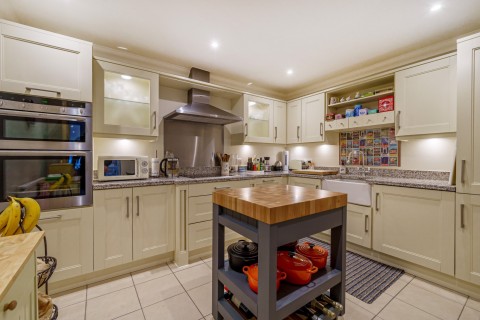 Click the photo for more details of Franklin Court, Wormley, Godalming, GU8
