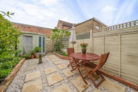 Click the photo for more details of Mead Cottages, Catteshall Road, Godalming, GU7