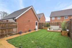 Images for Somerset Close, Elstead, GU8