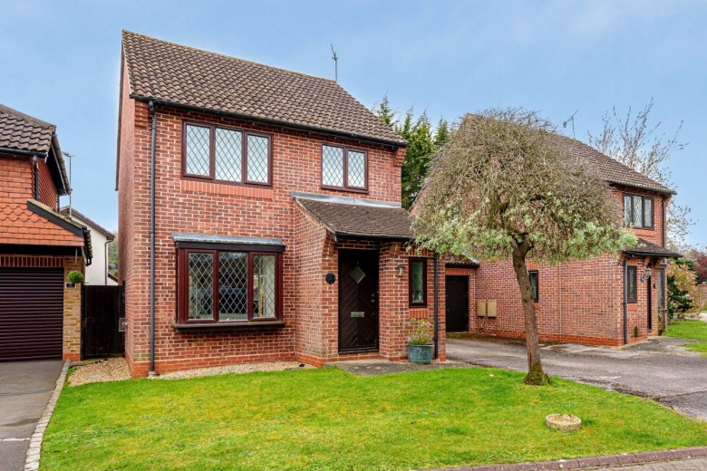 Click the photo for more details of Streeters Close, Godalming, GU7