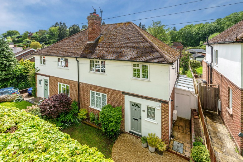 Click the photo for more details of Farncombe Hill, Farncombe, Godalming, GU7