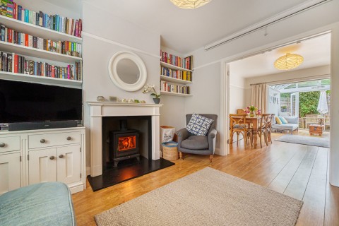 Click the photo for more details of Farncombe Hill, Farncombe, Godalming, GU7