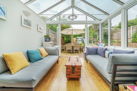 Click the photo for more details of Farncombe Hill, Farncombe, Godalming, GU7