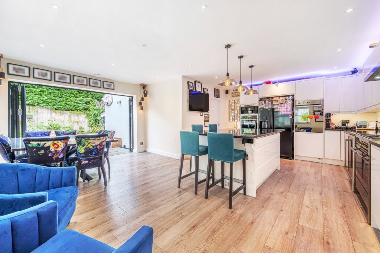 Images for Oak Tree Road, Milford, GU8