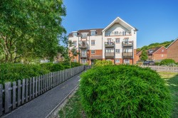 Images for Alderbank Drive, Godalming, GU7