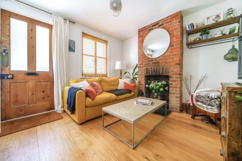 Click the photo for more details of Eashing Lane, Godalming, GU7