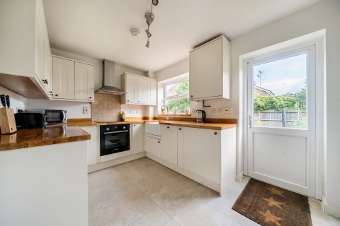 Click the photo for more details of High Ridge, Godalming, GU7