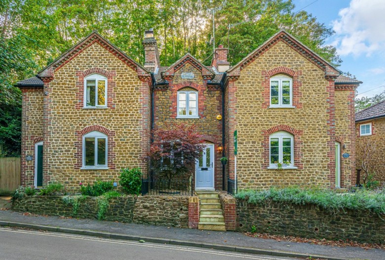 Click the photo for more details of Brighton Road, Godalming, GU7