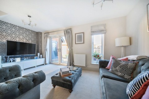 Click the photo for more details of Gratton Chase, Dunsfold, GU8